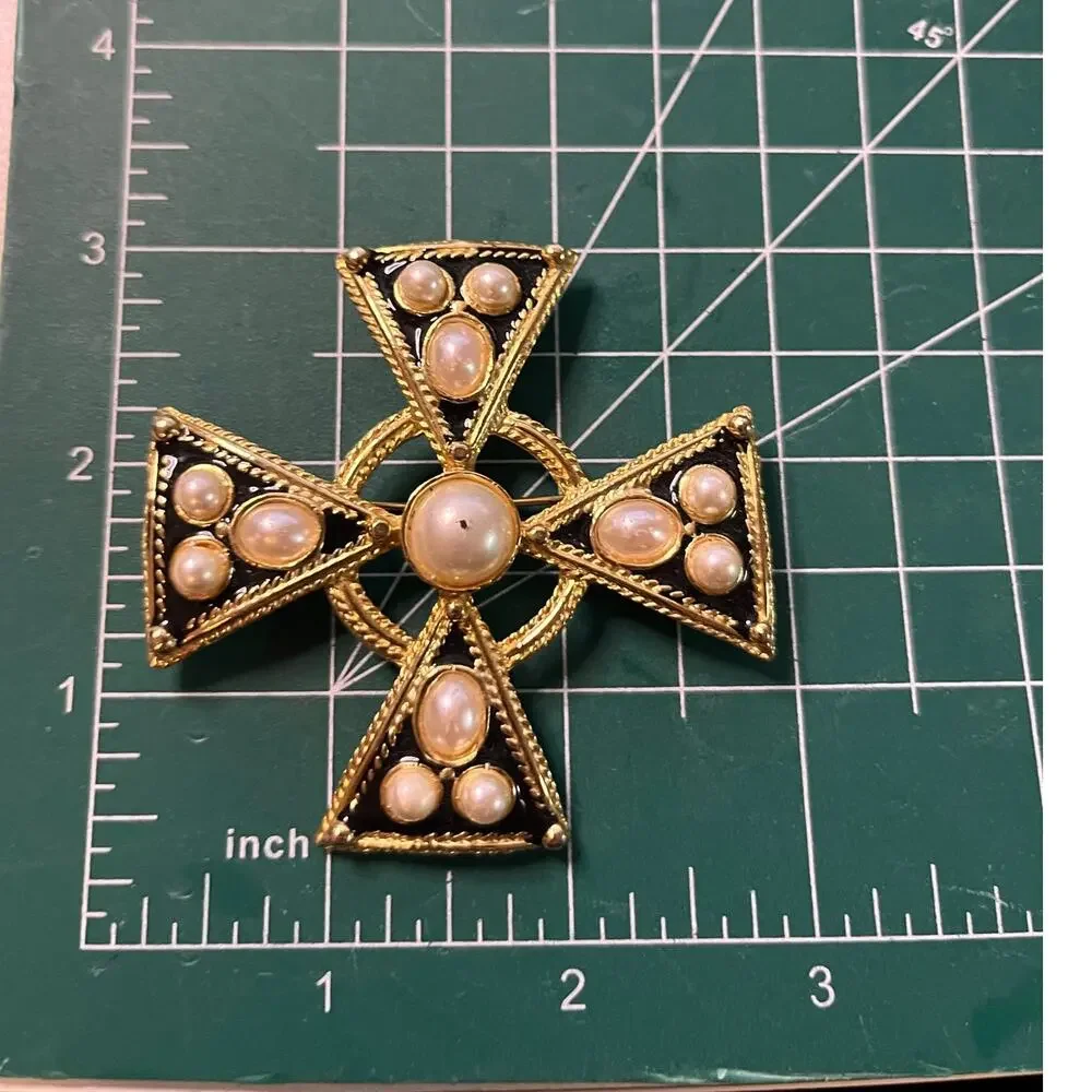 Vintage preowned gold
